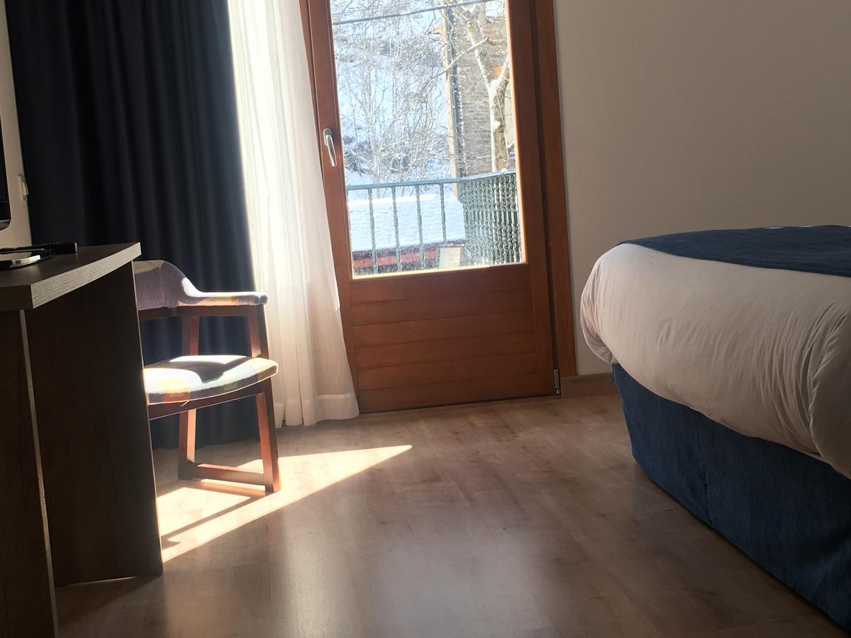 Hotel Marxant Tavascan Kültér fotó