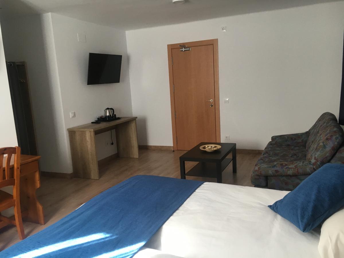 Hotel Marxant Tavascan Kültér fotó